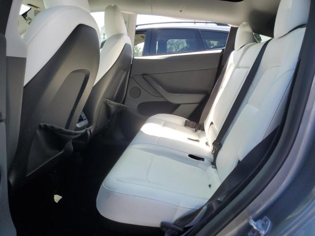 7SAYGDEF4RA300531 - 2024 TESLA MODEL Y SILVER photo 10
