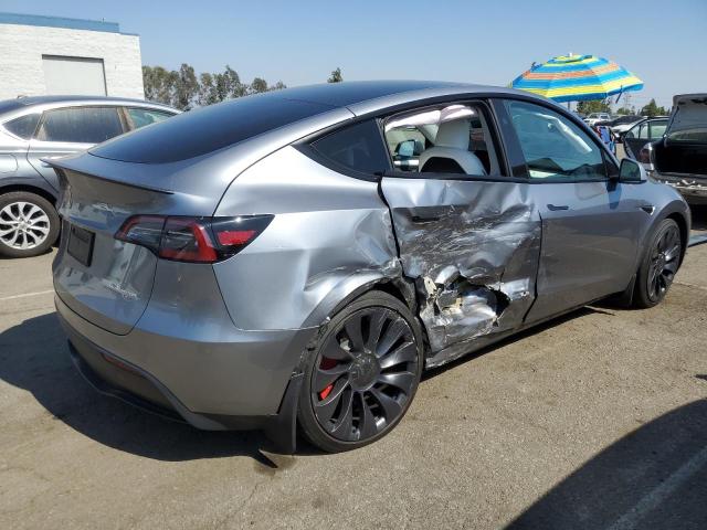 7SAYGDEF4RA300531 - 2024 TESLA MODEL Y SILVER photo 3