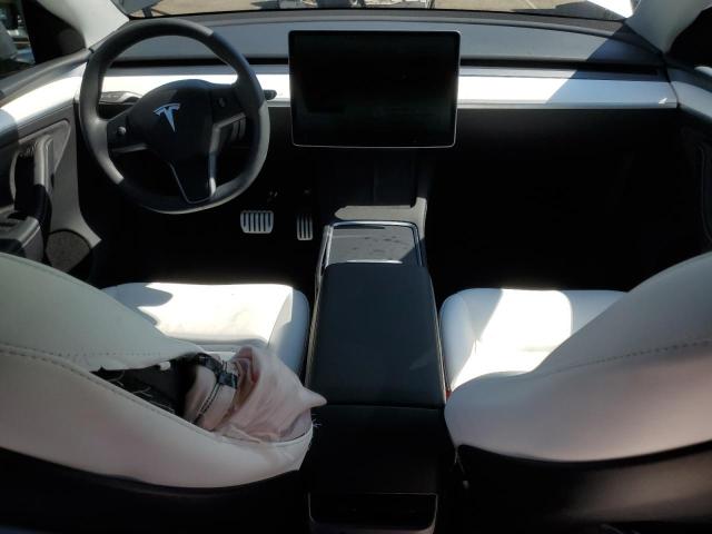 7SAYGDEF4RA300531 - 2024 TESLA MODEL Y SILVER photo 8