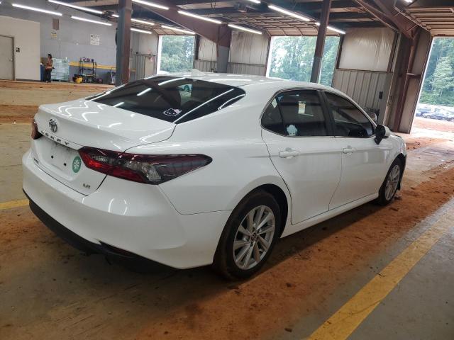 4T1C11AKXRU881100 - 2024 TOYOTA CAMRY LE WHITE photo 3