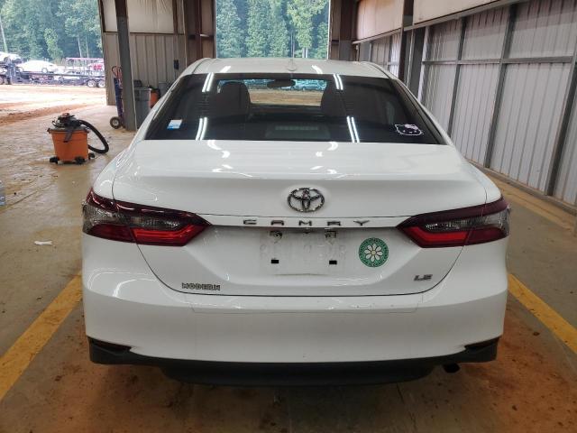 4T1C11AKXRU881100 - 2024 TOYOTA CAMRY LE WHITE photo 6