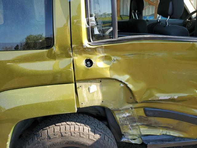 1C4PJMAK1CW177886 - 2012 JEEP LIBERTY SPORT GREEN photo 10