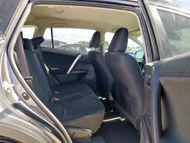 JTMZFREV9HJ144294 - 2017 TOYOTA RAV4 LE رمادي صورة 11