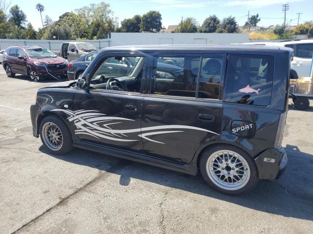 JTLKT324540156370 - 2004 TOYOTA SCION XB 黑色 照片 2