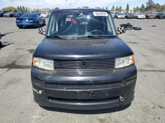 JTLKT324540156370 - 2004 TOYOTA SCION XB 黑色 照片 5