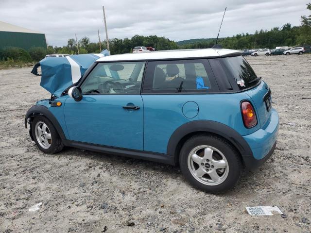 WMWMF3C59ATZ24118 - 2010 MINI COOPER BLUE photo 2