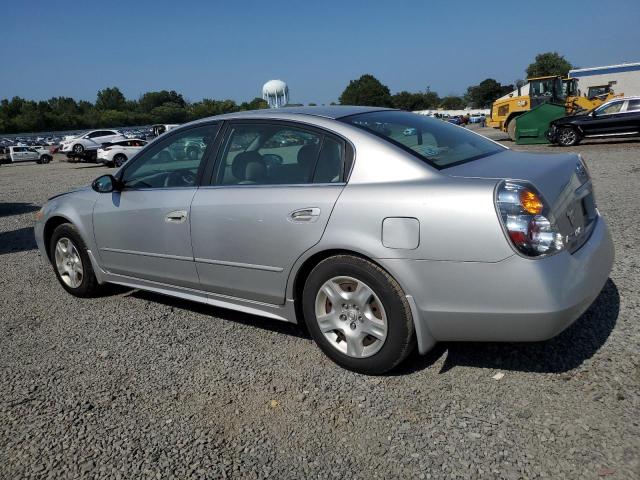1N4AL11DX3C333043 - 2003 NISSAN ALTIMA BASE SILVER photo 2