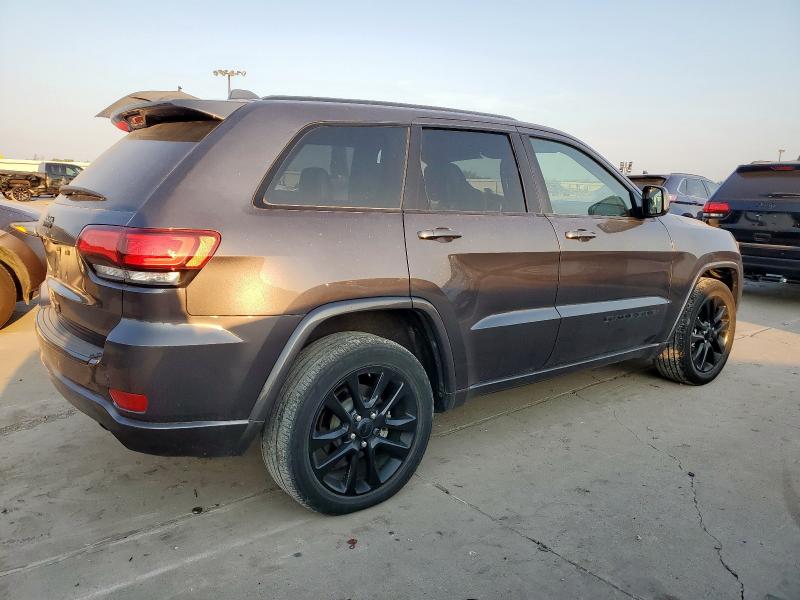 1C4RJEAG4JC380621 - 2018 JEEP GRAND CHER LAREDO Сұр фото 3