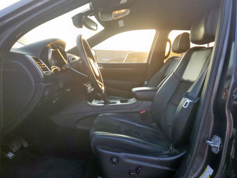 1C4RJEAG4JC380621 - 2018 JEEP GRAND CHER LAREDO Сұр фото 7