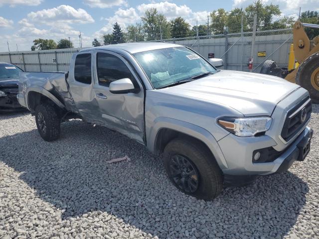 3TYRZ5CNXNT021206 - 2022 TOYOTA TACOMA ACCESS CAB Gümüş foto 4