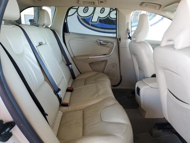 YV4902DZXB2217815 - 2011 VOLVO XC60 T6 WHITE photo 10