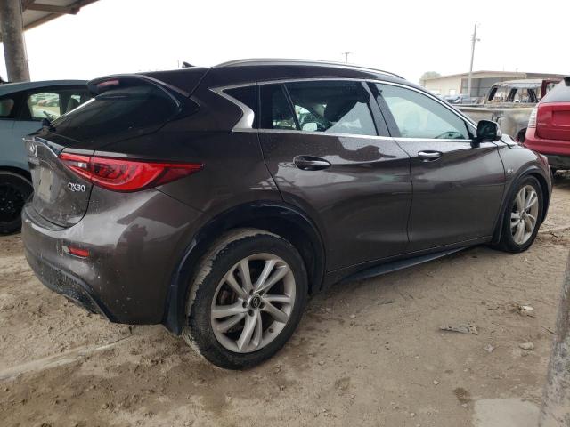 SJKCH5CP1KA007559 - 2019 INFINITI QX30 BASE PURE BROWN photo 3