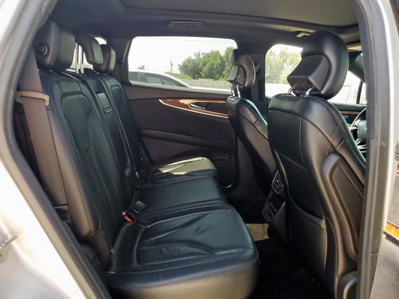 2LMPJ6LP4JBL14922 - 2018 LINCOLN MKX RESERVE Күміс фото 11