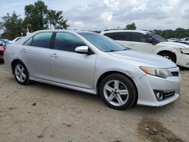 4T1BF1FK0CU083069 - 2012 TOYOTA CAMRY BASE WHITE photo 4
