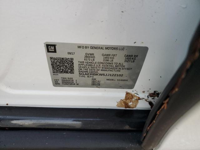 5GAERBKW5JJ122102 - 2018 BUICK ENCLAVE ESSENCE Beyaz fotoğraf 13