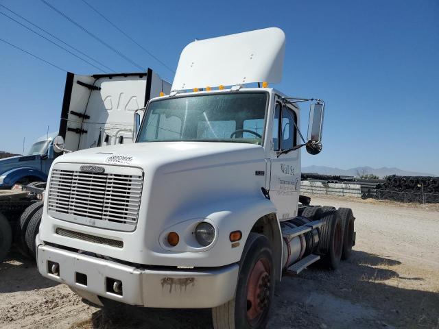 1FUYTMCB6TL550104 - 1996 FREIGHTLINER UNKNOWN FL112 WHITE photo 2