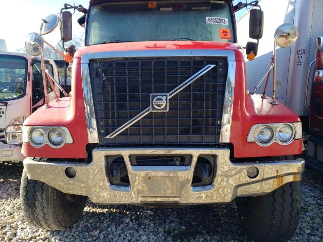 4V5K99GH56N411775 - 2006 VOLVO VHD RED photo 7