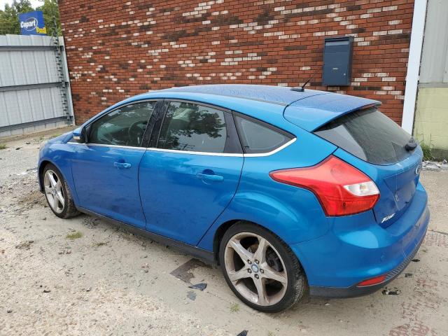 1FAHP3N29CL138543 - 2012 FORD FOCUS TITANIUM BLUE photo 2