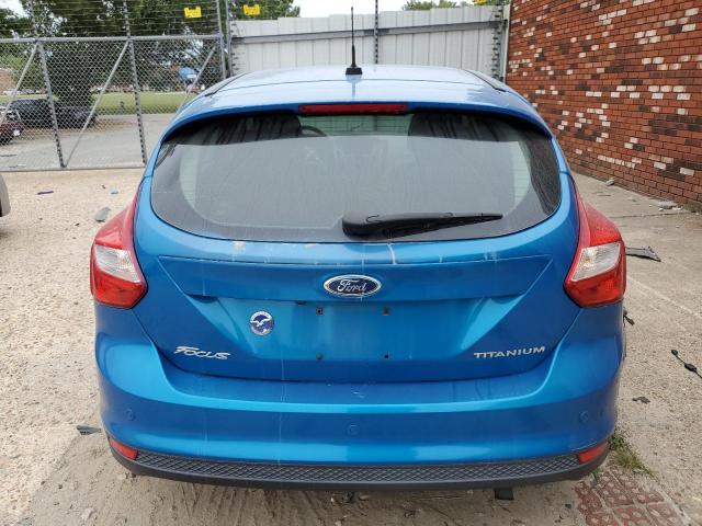 1FAHP3N29CL138543 - 2012 FORD FOCUS TITANIUM BLUE photo 6