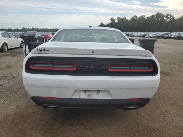 2C3CDZAG7JH311329 - 2018 DODGE CHALLENGER SXT WHITE photo 6