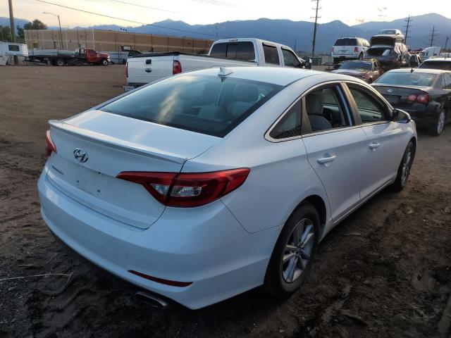 5NPE24AF0HH578947 - 2017 HYUNDAI SONATA SE WHITE photo 3