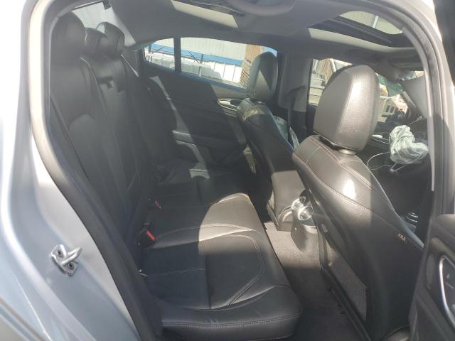 ZARFAEDN0H7529693 - 2017 ALFA ROMEO GIULIA Q4 银色 照片 10