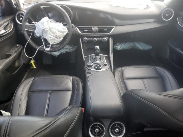 ZARFAEDN0H7529693 - 2017 ALFA ROMEO GIULIA Q4 银色 照片 8