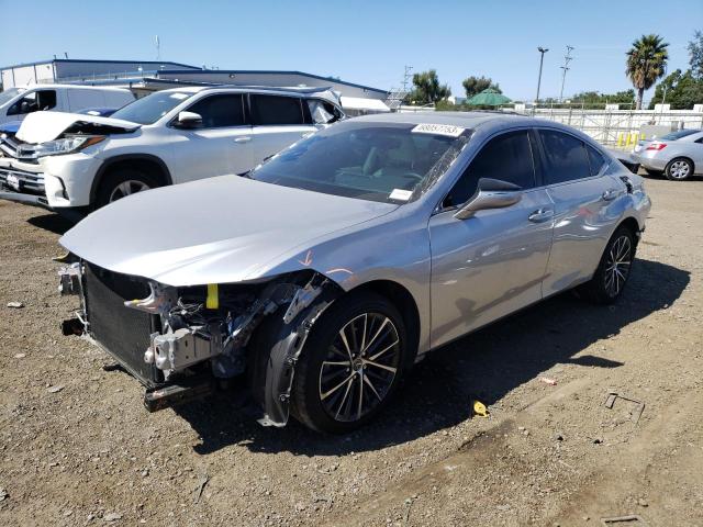 58ADA1C17NU022106 - 2022 LEXUS ES 300H BASE SILVER photo 1