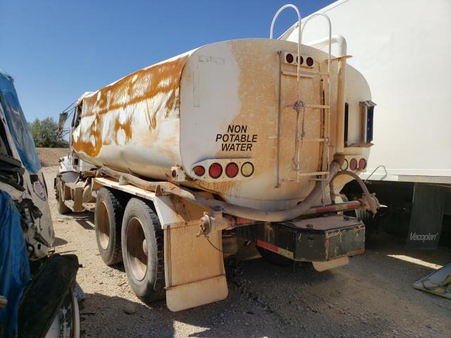 1FUY3EDB7VP831067 - 1997 FREIGHTLINER CONVENTION FLD112 WHITE photo 3