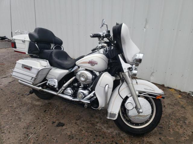 1HD1FC4157Y643784 - 2007 HARLEY-DAVIDSON FLHTCUI 白色 照片 1