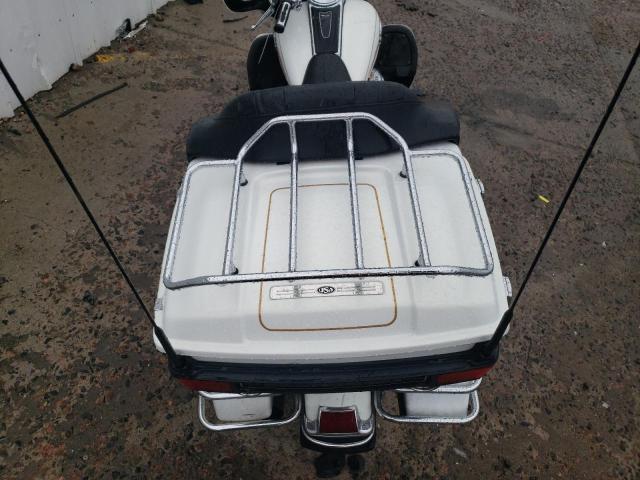 1HD1FC4157Y643784 - 2007 HARLEY-DAVIDSON FLHTCUI 白色 照片 6