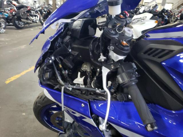 JYARN66E5LA000858 - 2020 YAMAHA YZFR1 BLUE photo 9