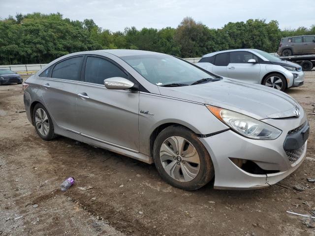 KMHEC4A49DA101796 - 2013 HYUNDAI SONATA HYBRID SILVER photo 4