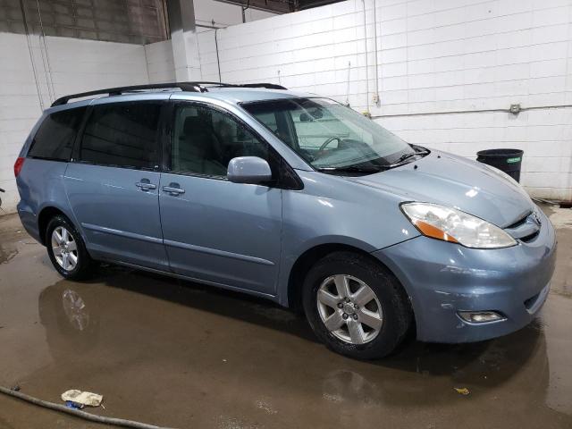 5TDZA22C96S516791 - 2006 TOYOTA SIENNA XLE BLUE photo 4