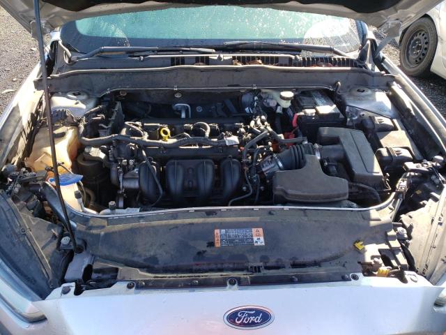 1FA6P0H77E5380252 - 2014 FORD FUSION SE SILVER photo 11