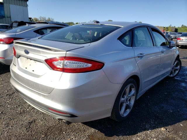 1FA6P0H77E5380252 - 2014 FORD FUSION SE SILVER photo 3