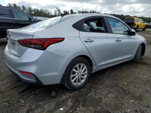 3KPC24A34JE026570 - 2018 HYUNDAI ACCENT SE SILVER photo 3