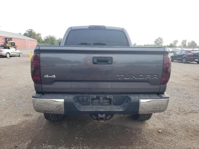 5TFDY5F15GX563375 - 2016 TOYOTA TUNDRA CREWMAX SR5 GRAY photo 6