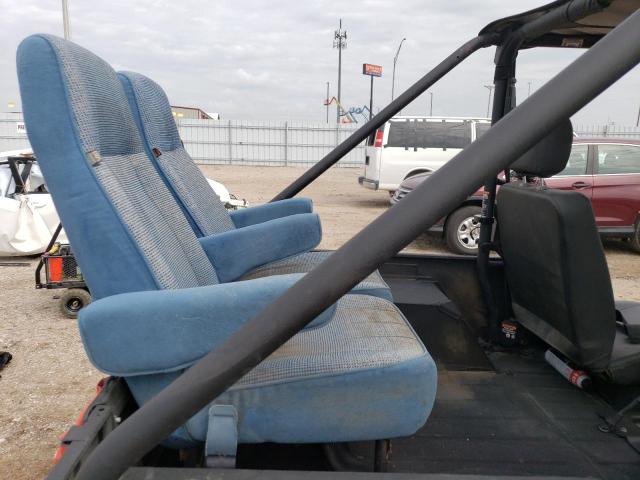 A5ZAAAAAAJA001680 - 2018 MAHINDRA AND MAHINDRA ROXOR Оранжевый фото 10