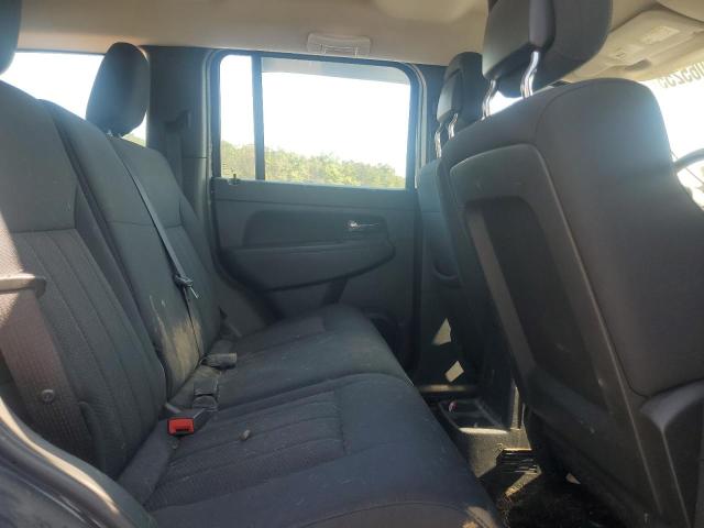 1C4PJMAK4CW139374 - 2012 JEEP LIBERTY SPORT BLUE photo 10