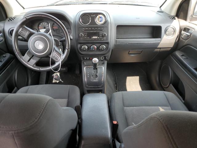 1C4NJDEB4CD650368 - 2012 JEP COMPASS LATITUDE RED photo 8