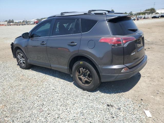 JTMZFREV0HJ120305 - 2017 TOYOTA RAV4 LE GRAY photo 2