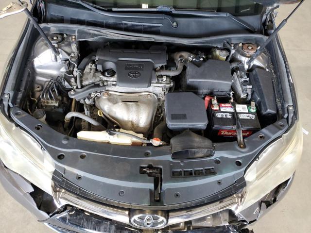 4T1BF1FK2GU553303 - 2016 TOYOTA CAMRY LE GRAY photo 11