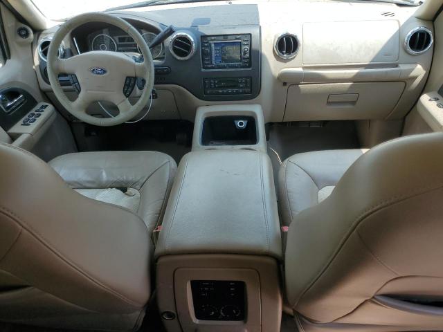 1FMFU175X6LB00583 - 2006 FORD EXPEDITION EDDIE BAUER BLACK photo 8