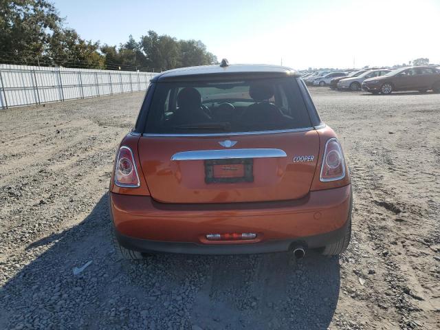 WMWSU3C52DT682712 - 2013 MINI COOPER ORANGE photo 6