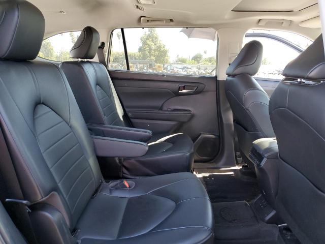 5TDHZRAH3NS113804 - 2022 TOYOTA HIGHLANDER XLE Boz foto 11