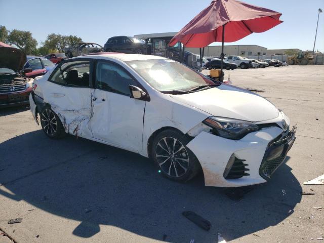 5YFBURHE7HP662404 - 2017 TOYOTA COROLLA L WHITE photo 4