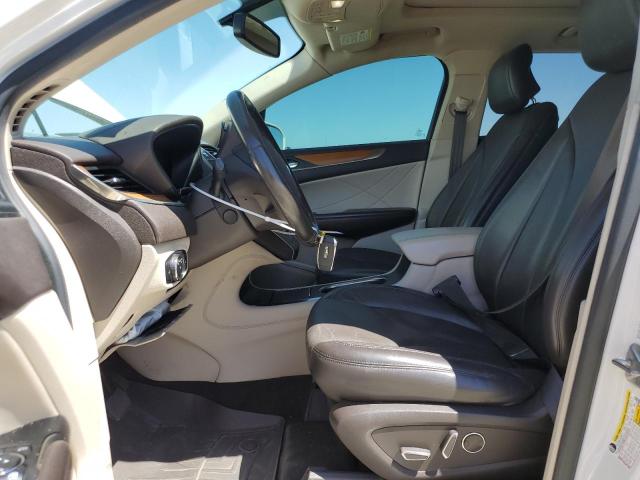 5LMCJ2C97HUL22437 - 2017 LINCOLN MKC SELECT أبيض صورة 7