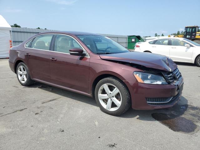 1VWBP7A31DC120977 - 2013 VOLKSWAGEN PASSAT SE 栗色 照片 4