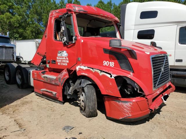 4V4NB9DGXHN989018 - 2017 VOLVO VNL Czerwony zdjęcie 1